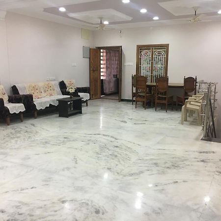 Pleasant Stay Tiruchirappalli Ngoại thất bức ảnh